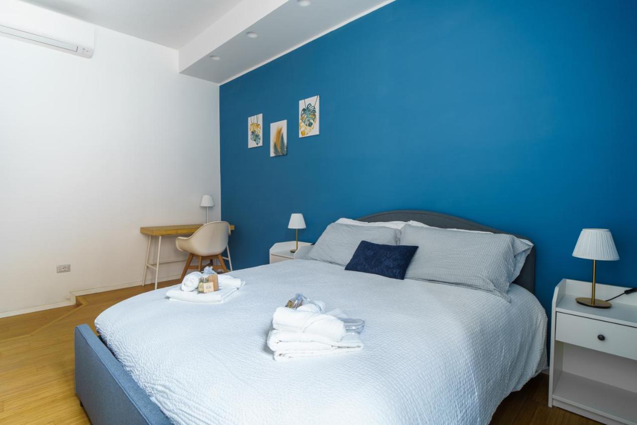 Dreamynest Quattro Cantoni - 2 Bdr Vicino Il Colosseo 罗马 外观 照片